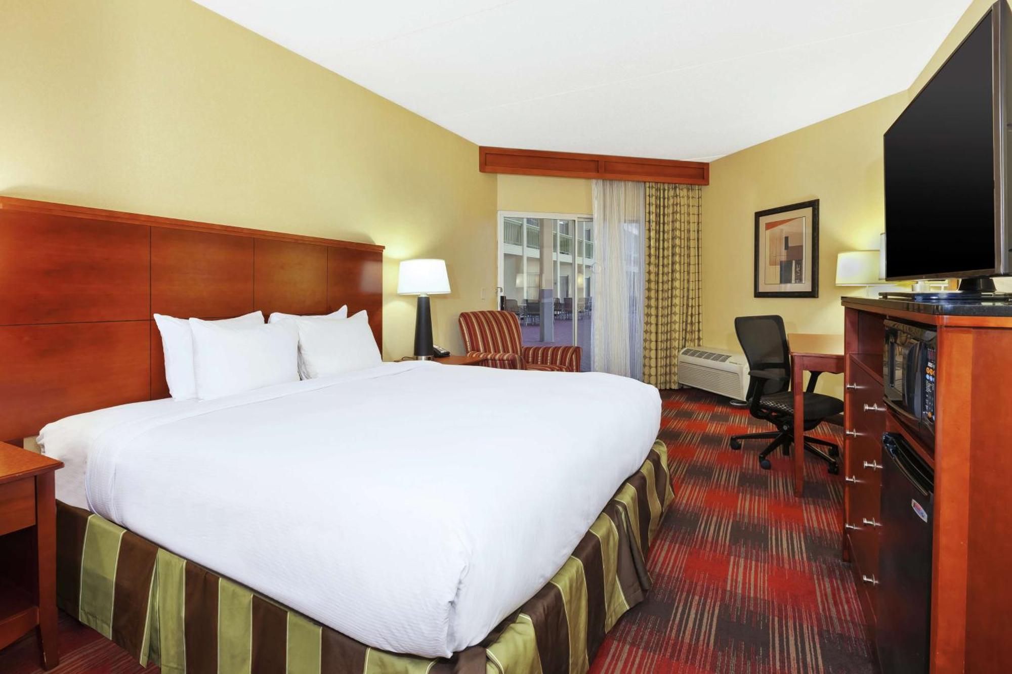 Doubletree By Hilton Holland Hotel Kültér fotó