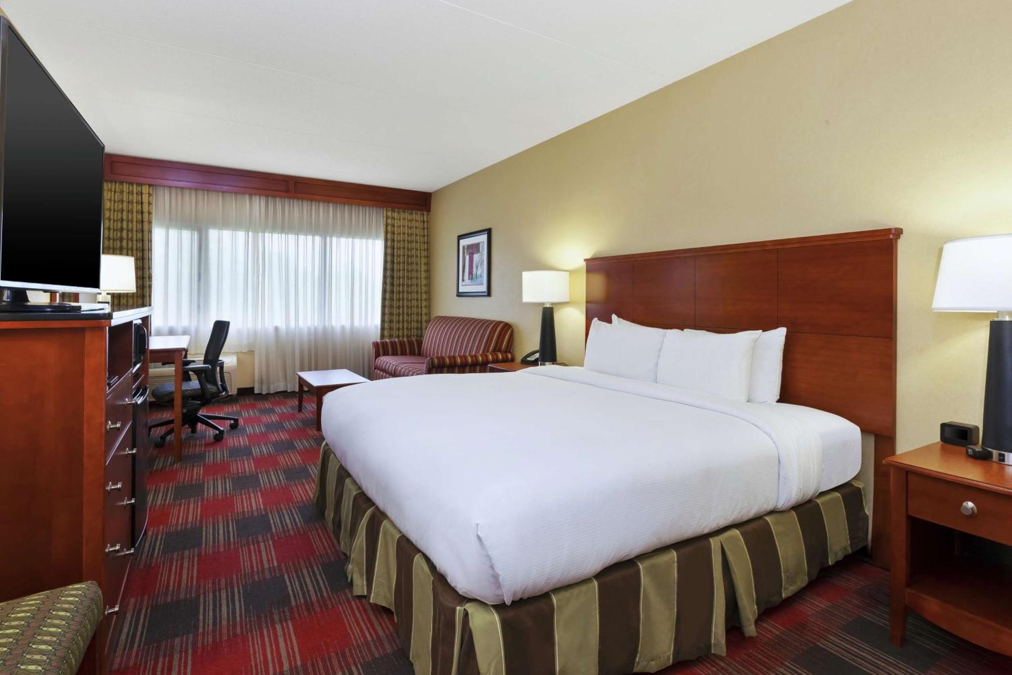 Doubletree By Hilton Holland Hotel Kültér fotó