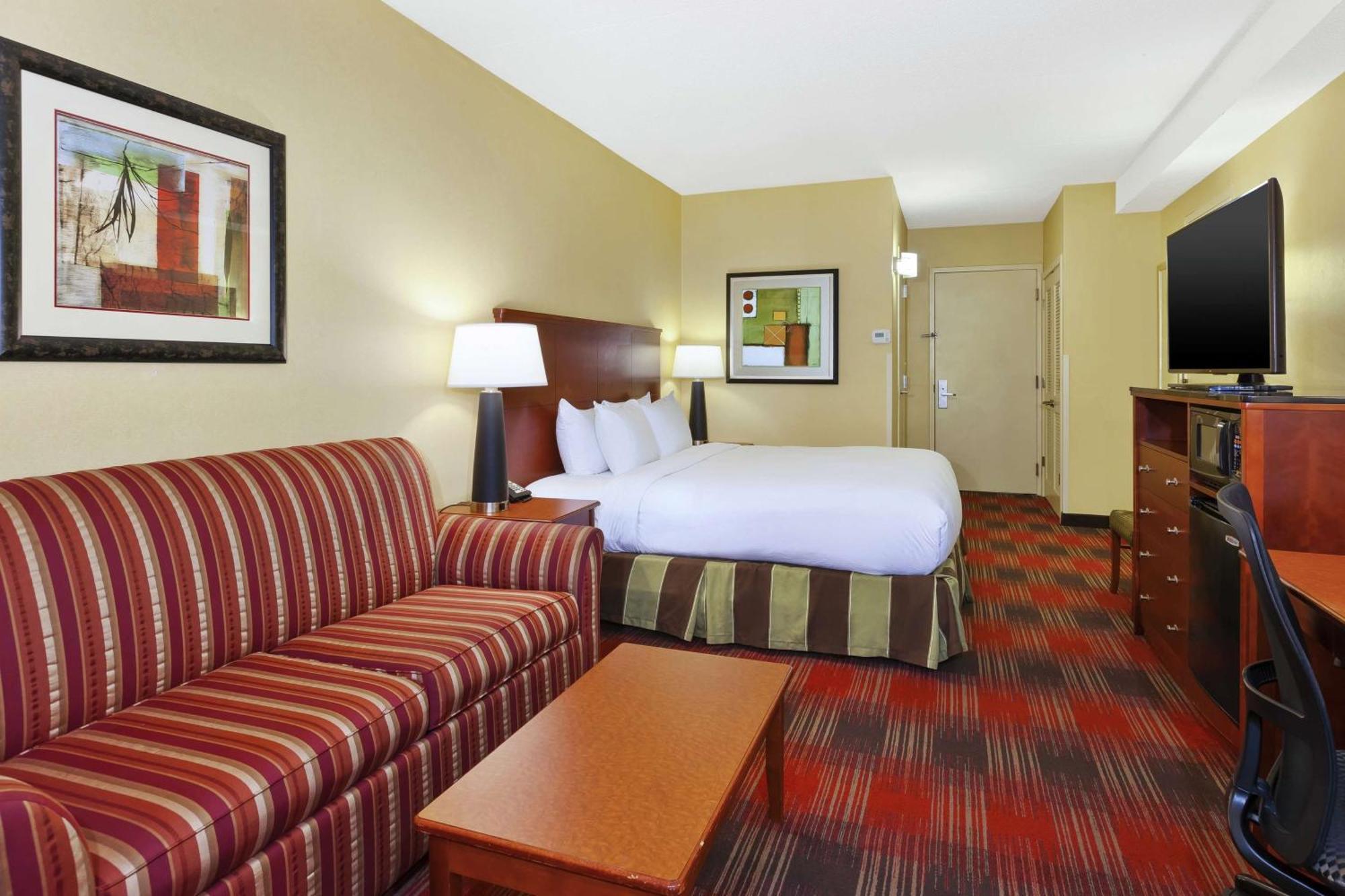 Doubletree By Hilton Holland Hotel Kültér fotó